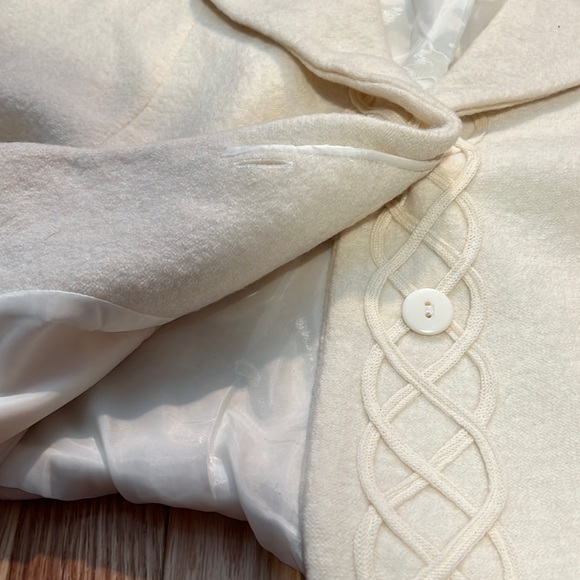 Aran Isles Knitwear 100%wool poncho / cape sweater - Picture 7 of 8